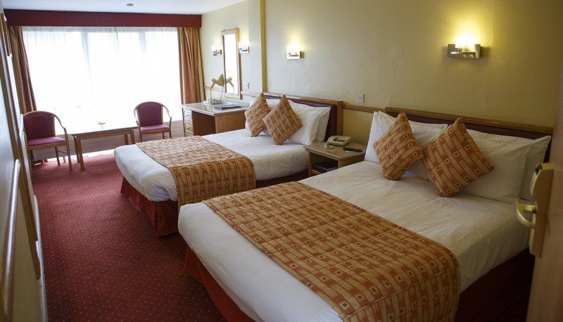 Mount Errigal Hotel, Conference & Leisure Centre เลตเตอร์เคนนี ภายนอก รูปภาพ